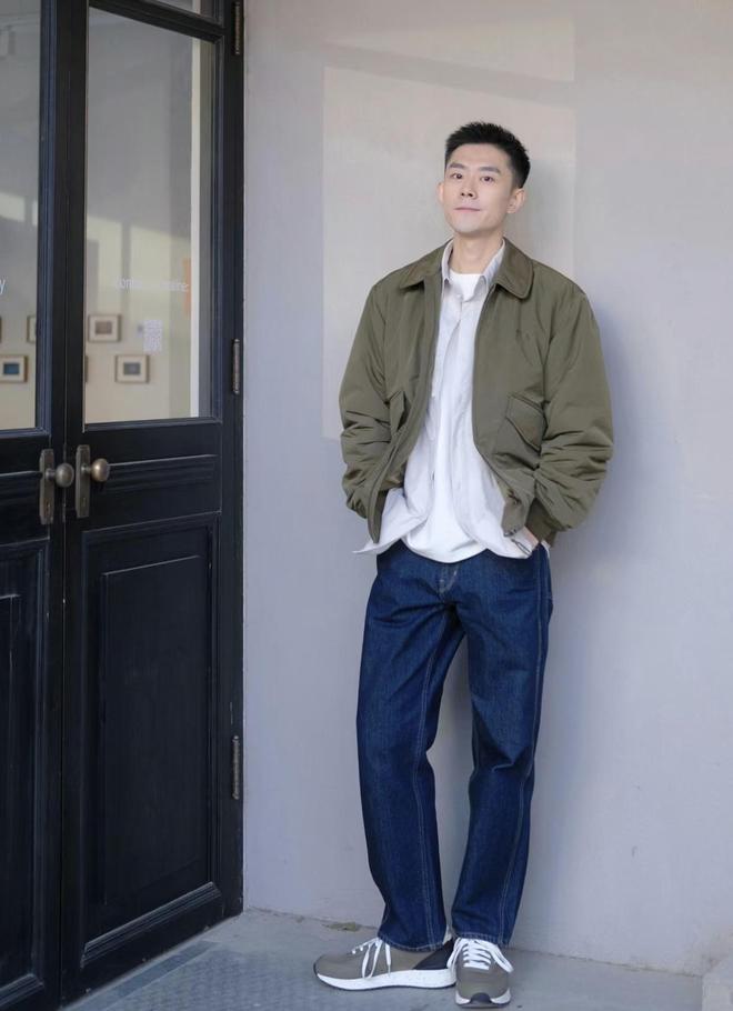 风穿搭来袭照着穿准没错白家乐男大必备的运动(图3)